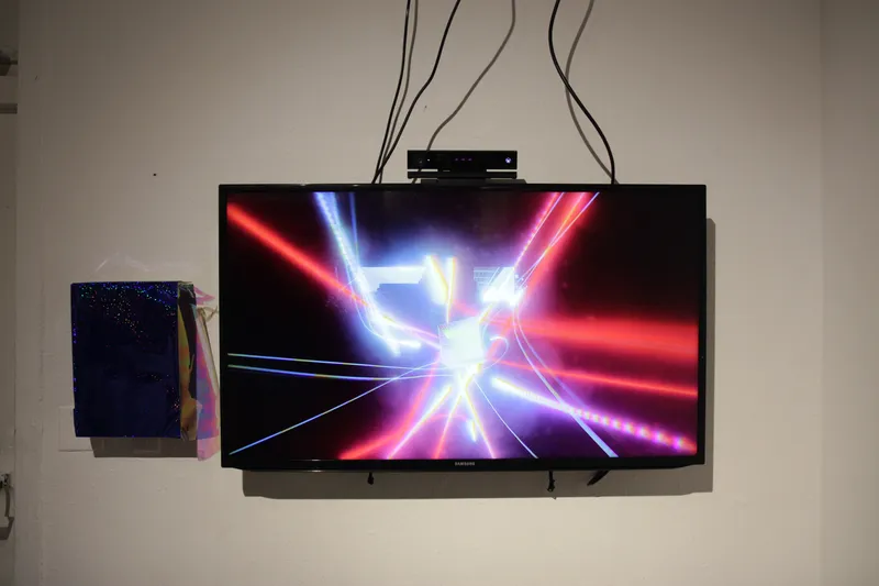 aa2ar — perspective shift close-up