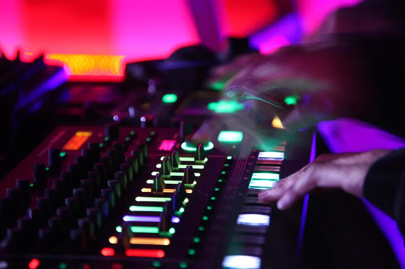 soundproof — equipment detail